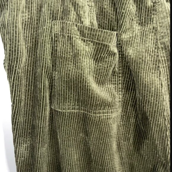 Seasalt Cornwall Asphodel Cord Trousers in Highland (olive green) - Picture 9 of 15